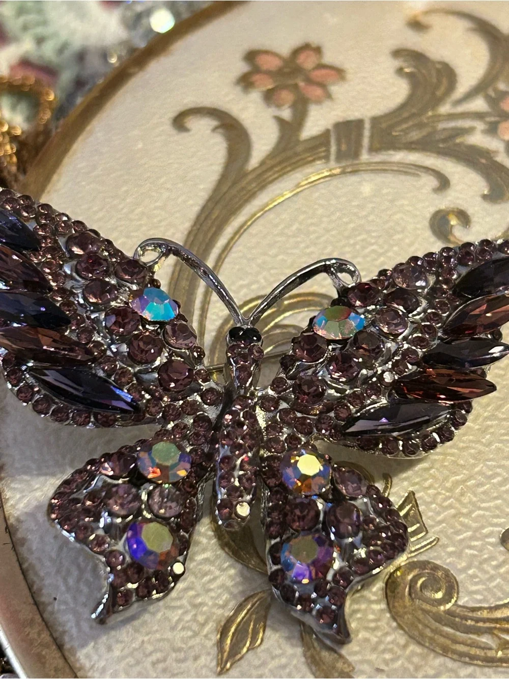Large Purple Crystal Butterfly Brooch silver tone Unbranded AB accents